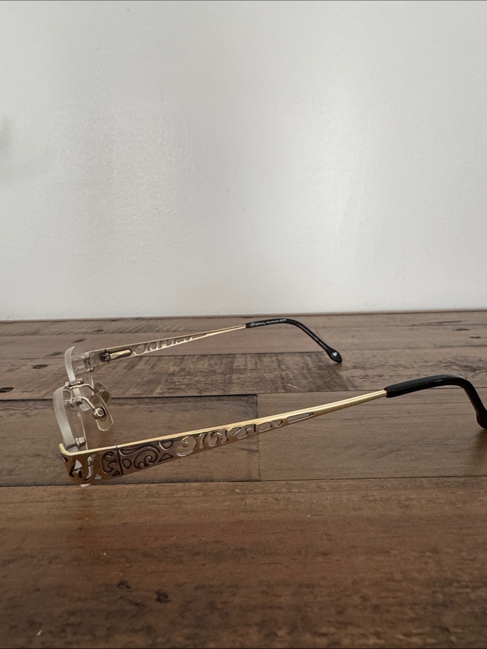 BRIGHTON ASHBURY READERS READING GLASSES 1.5 SILVER FLOWERS HEART DESIGN - Picture 3 of 6